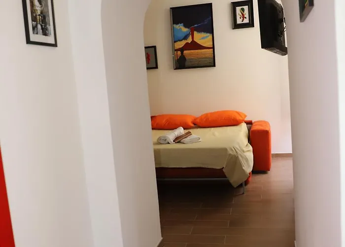 Bernadette Boutique アパート ナポリ